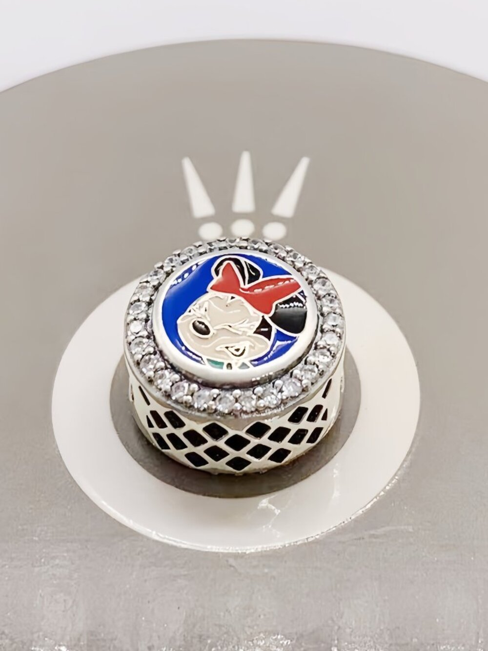 Disney Parks Pandora Disneyland Hotel Resort Dangle Charm Exclusive Minnie Mouse